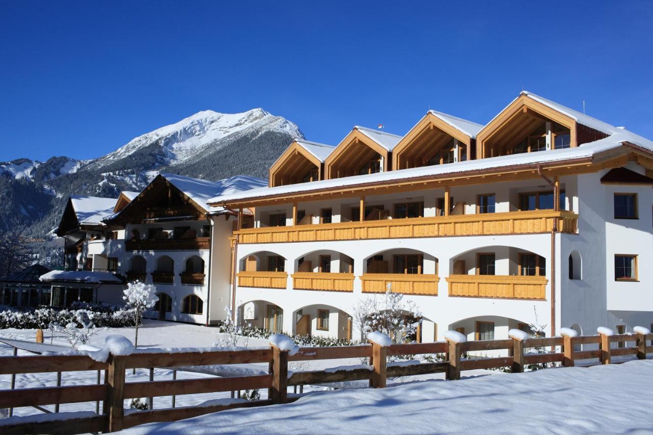 Hotel Alpen Residence Ehrwald Bagian luar foto