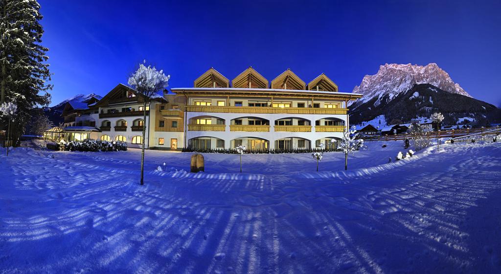 Hotel Alpen Residence Ehrwald Bagian luar foto