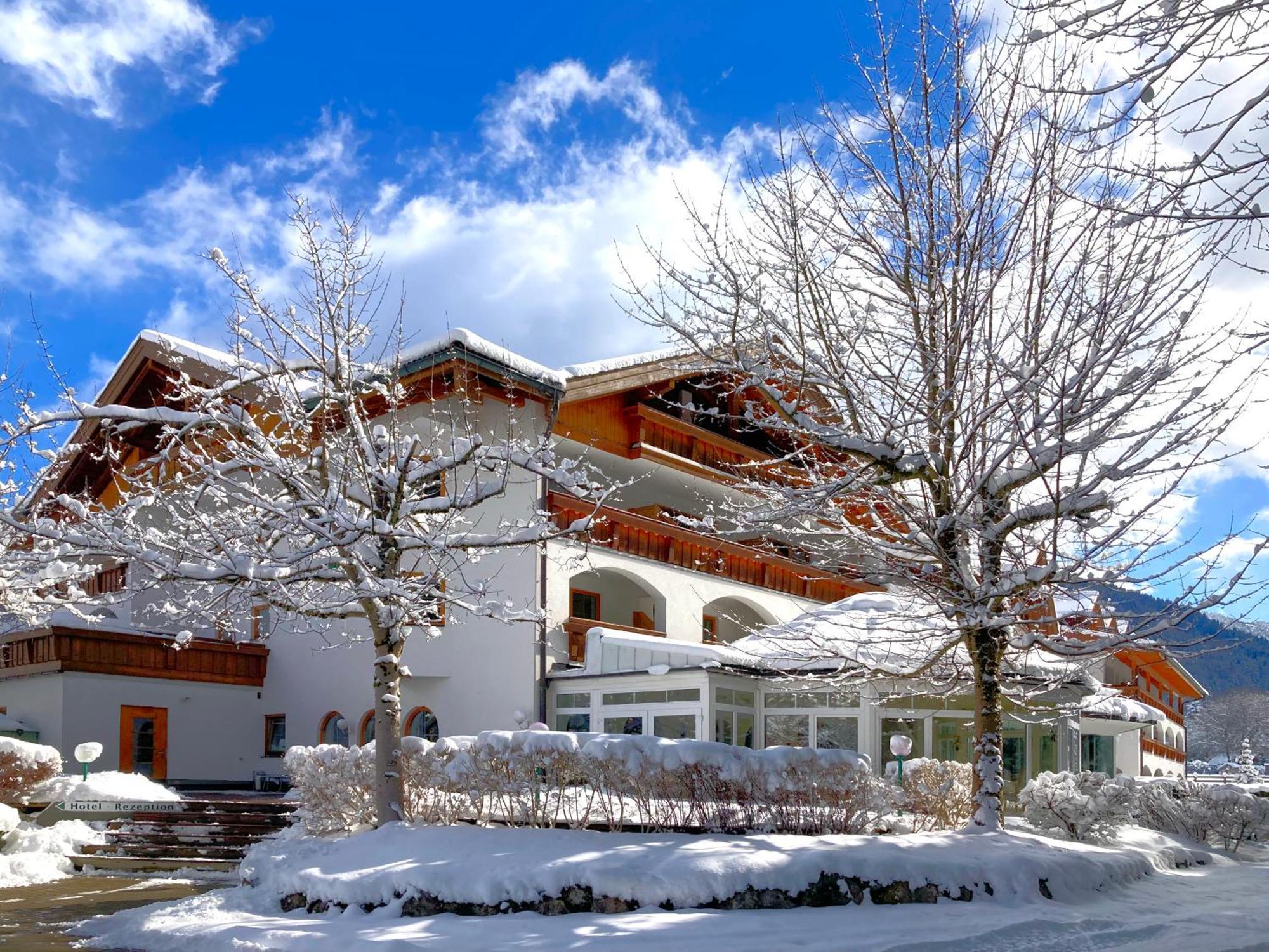 Hotel Alpen Residence Ehrwald Bagian luar foto