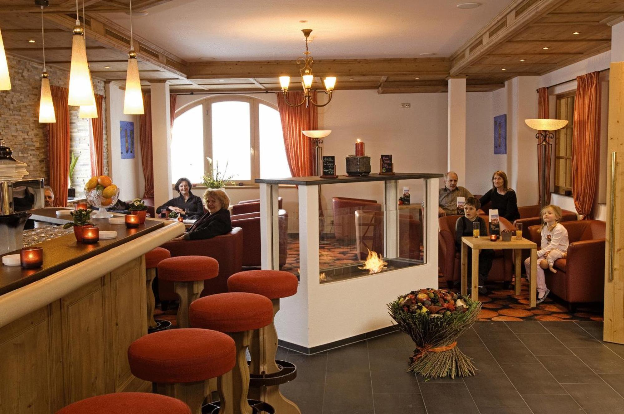 Hotel Alpen Residence Ehrwald Bagian luar foto