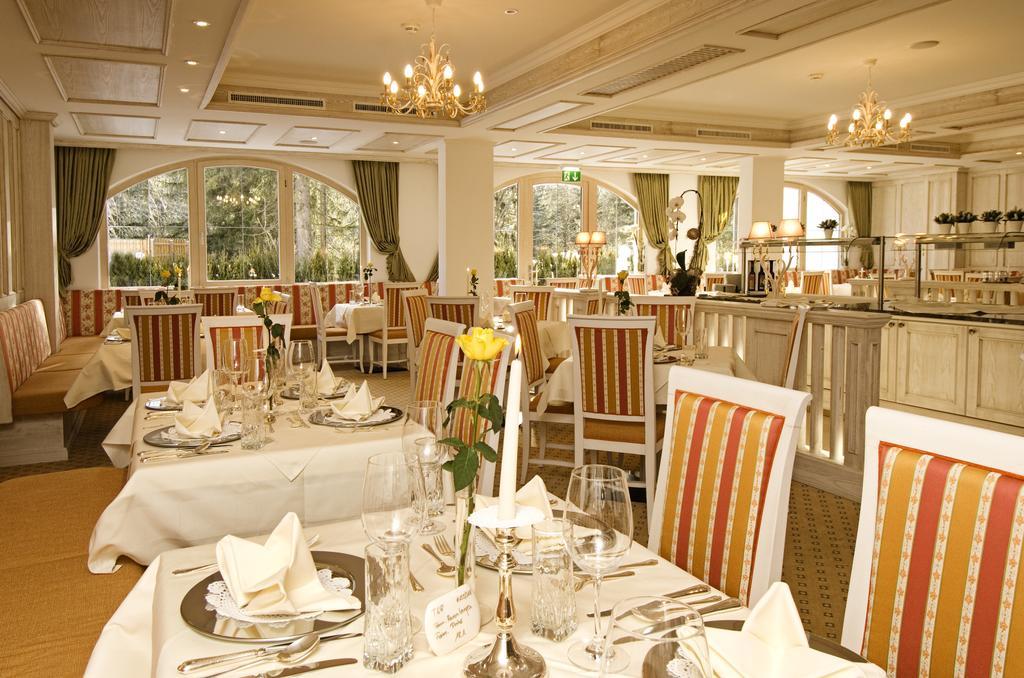 Hotel Alpen Residence Ehrwald Bagian luar foto