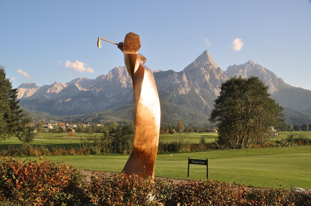 Hotel Alpen Residence Ehrwald Bagian luar foto