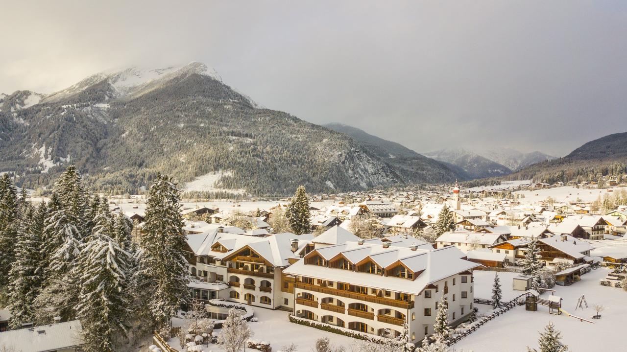 Hotel Alpen Residence Ehrwald Bagian luar foto