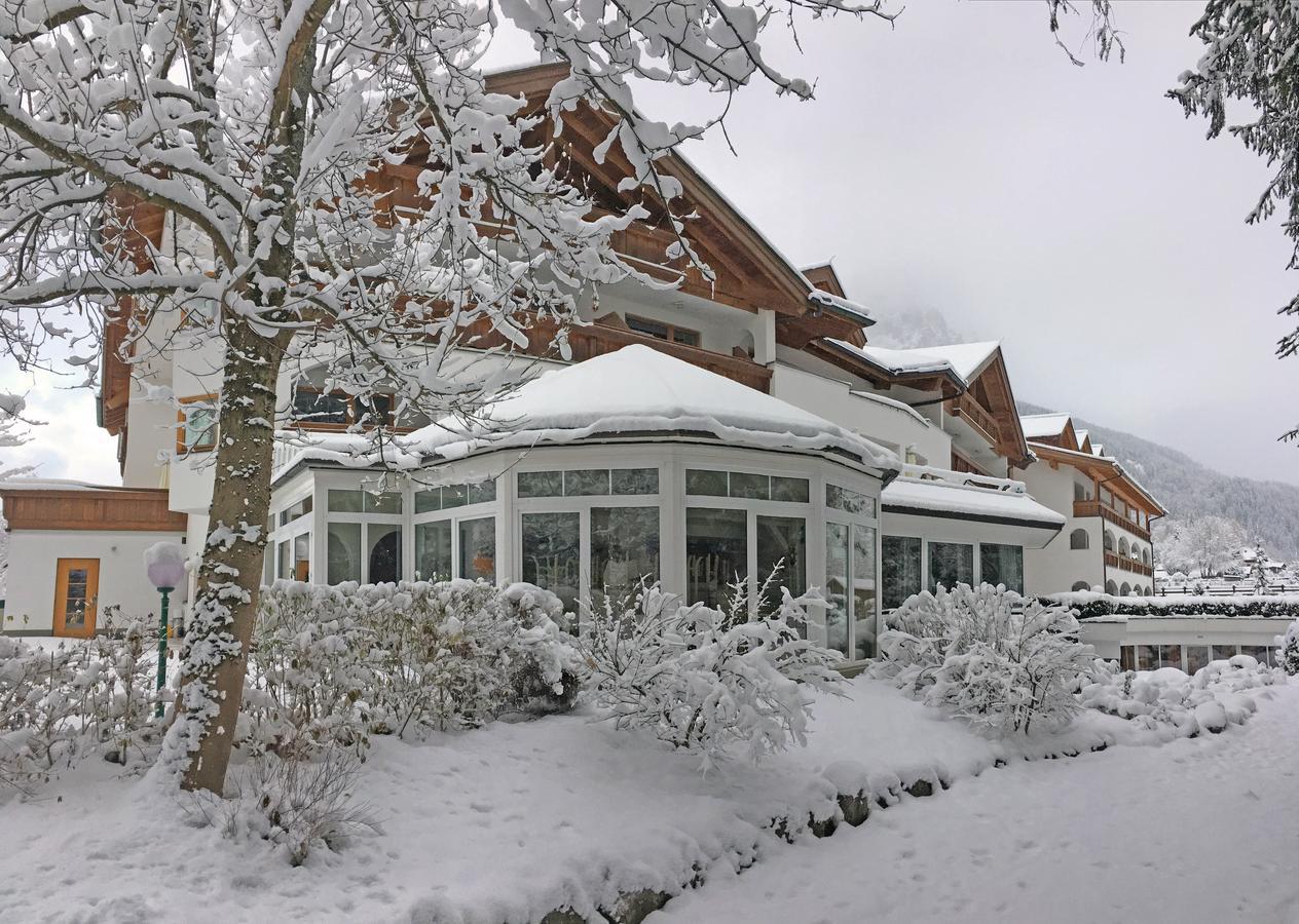 Hotel Alpen Residence Ehrwald Bagian luar foto