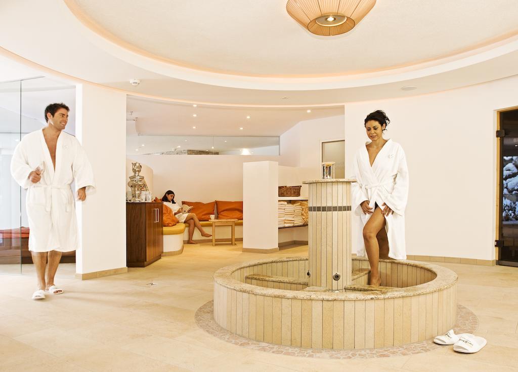 Hotel Alpen Residence Ehrwald Bagian luar foto