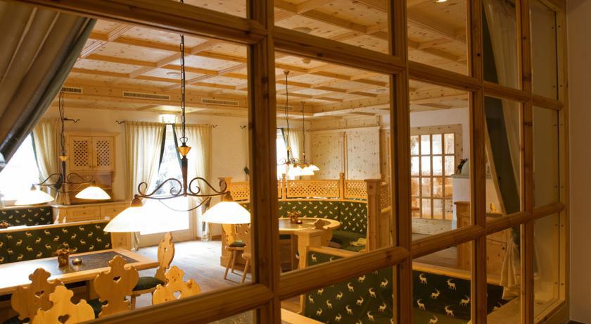 Hotel Alpen Residence Ehrwald Bagian luar foto